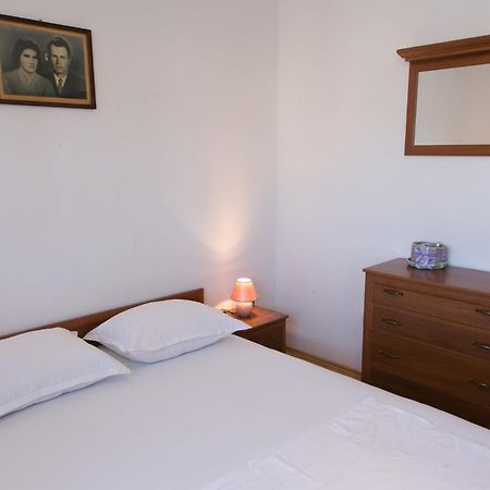 Apartments Ivica - 150M From Sea 特罗吉尔 外观 照片