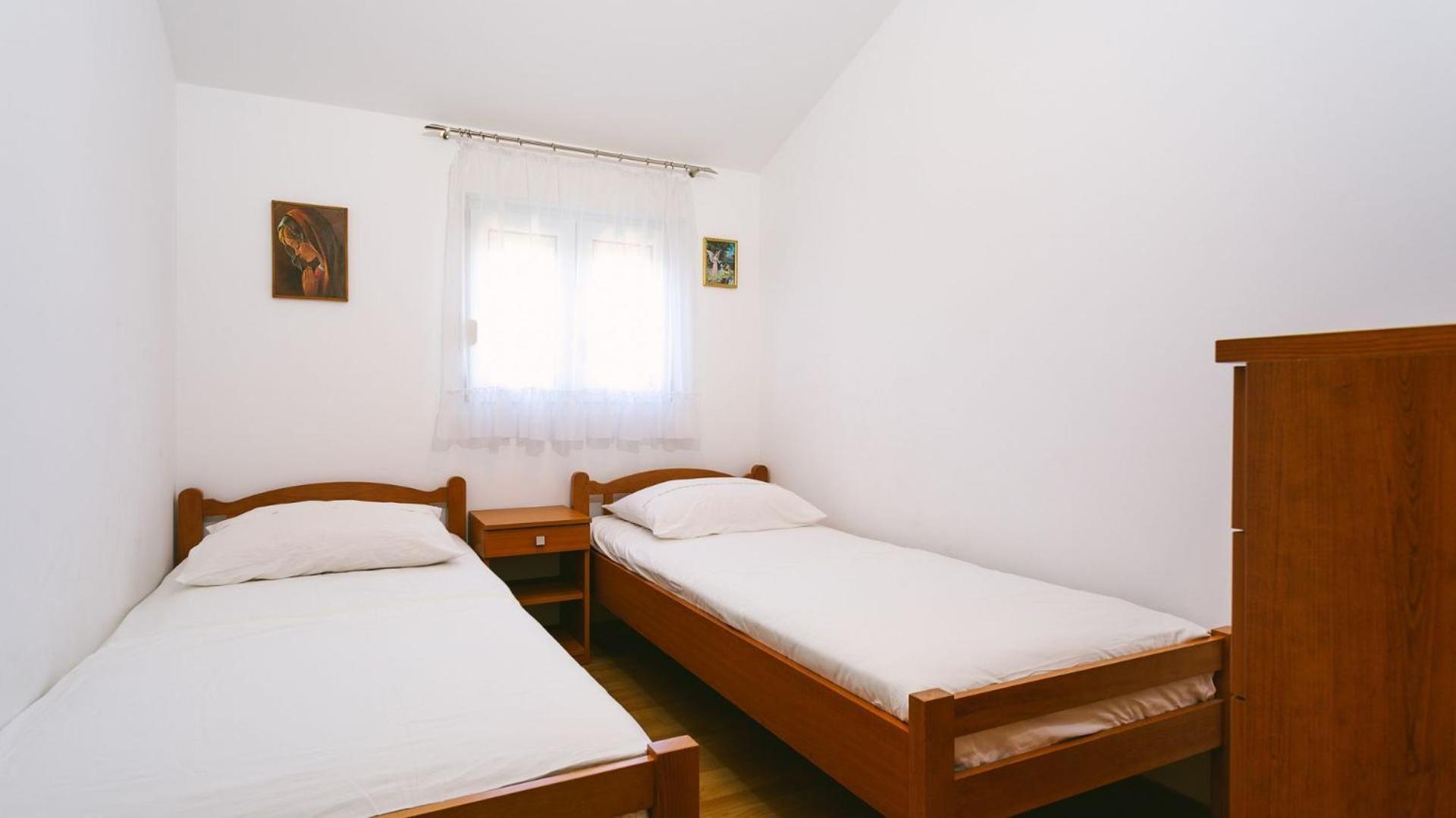 Apartments Ivica - 150M From Sea 特罗吉尔 外观 照片
